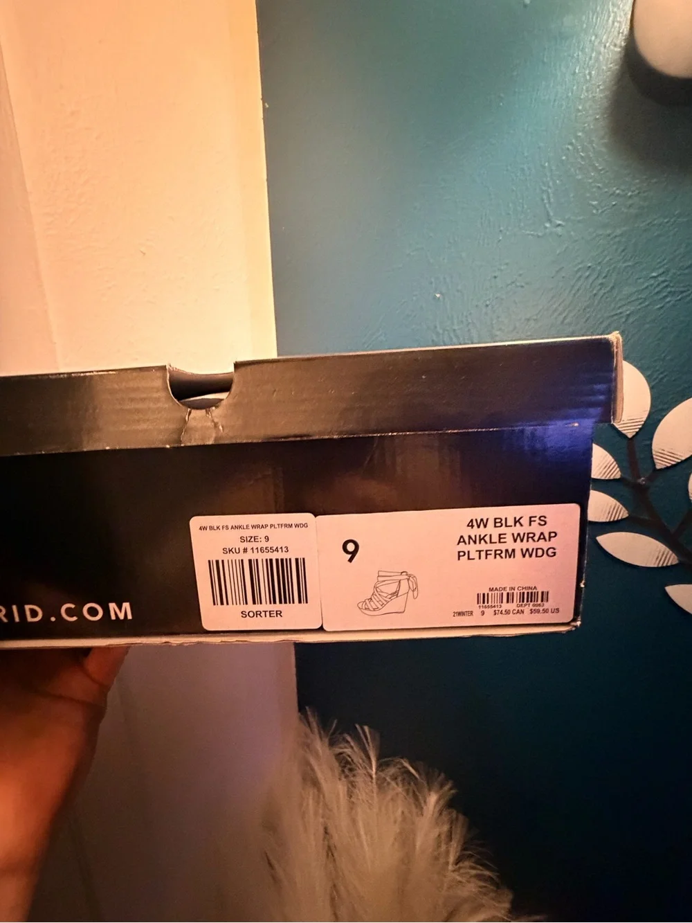 *NIB* Torrid Ankle Wrap Platform Wedge - Size 9 (WW)